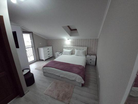 Casa Leahu Bed & Breakfast Байле Уну Май Екстериор снимка