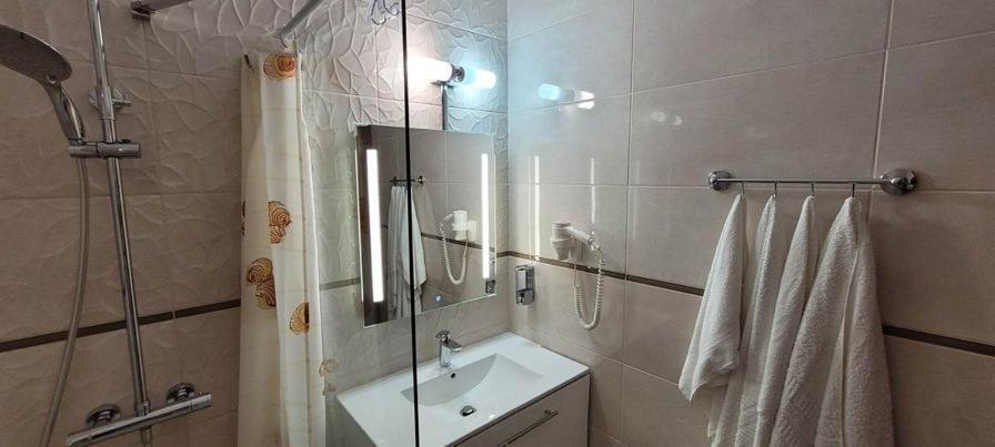 Casa Leahu Bed & Breakfast Байле Уну Май Екстериор снимка
