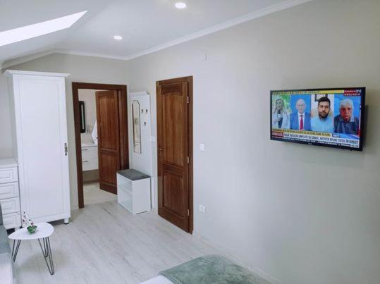 Casa Leahu Bed & Breakfast Байле Уну Май Екстериор снимка